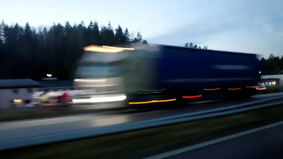 Det blir ingen kilometerskatt för tunga lastbilar, åtminstone inte i närtid. Arkivbild.