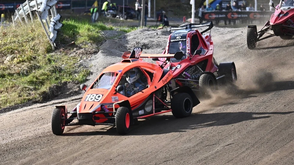 Algot Hammarqvist från Åtvidaberg säkrade SM-guldet i Haninge. 