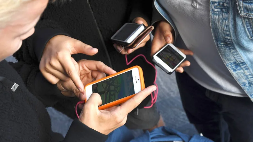 Utforskande och samarbete viktigare faktorer än tävlande till varför barn spelar ”Pokémon Go”. Arkivbild.