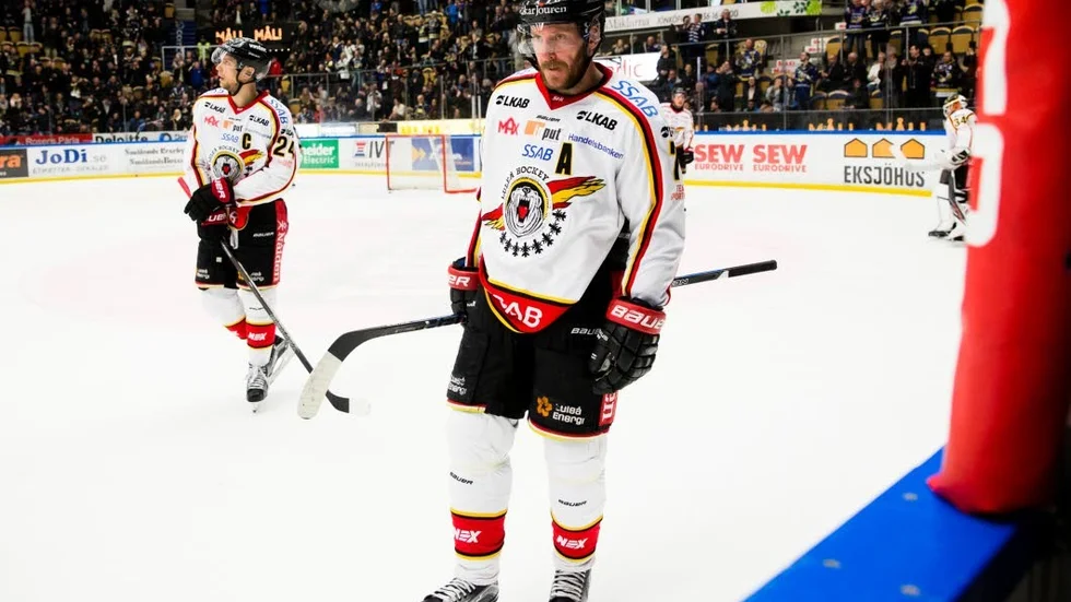 MISSAR. Jan Sandström spelar inte mot Skellefteå. (Arkivbild)