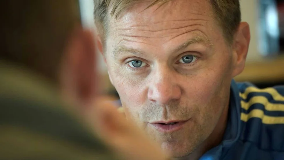 TORSHAVN 2019-09-04
Svenska landslagets scout Roger Sandberg under en pressträff inför EM-kvalmatchen mot Färöarna i morgon.
Foto: Janerik Henriksson / TT / Kod 10010