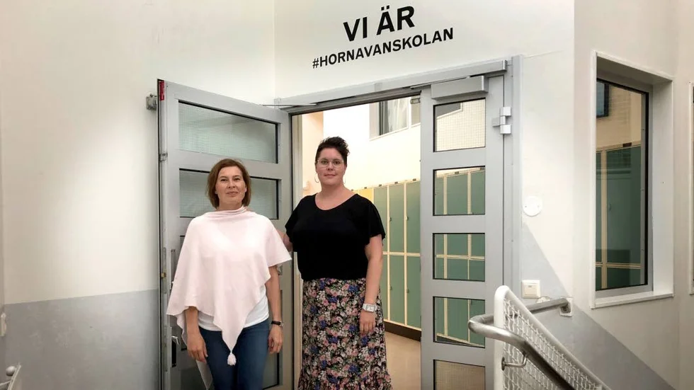 Rektor Nina Lango och SYV:en Linda Lundström känner att positiva vindar blåser runt Hornavanskolan.