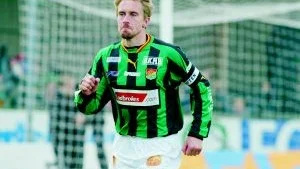 Mathias Gravem är ett välkänt namn i IFK Norrköping-kretsar. Nu har Mathias, efter utlåning från Gais, hamnat i Qviding, vilka möter Brommapojkarna på söndag. Mathias lovar att försöka hjälpa IFK Norrköping så gått det går...              Foto: Scanpix