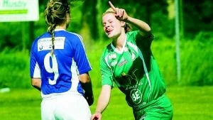 Mittfältaren Frida Forström gjorde två av Saltängens fem mål borta mot Öster.      Arkivfoto: Andreas Skogh