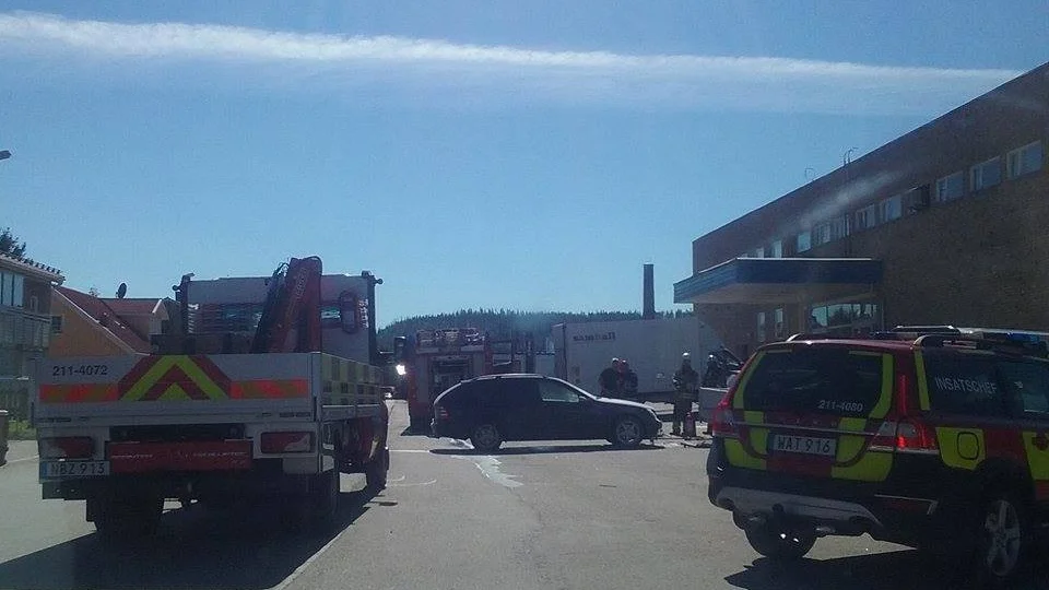 Under fredagen ryckte räddningstjänsten ut på ett larm om en brinnande bil.