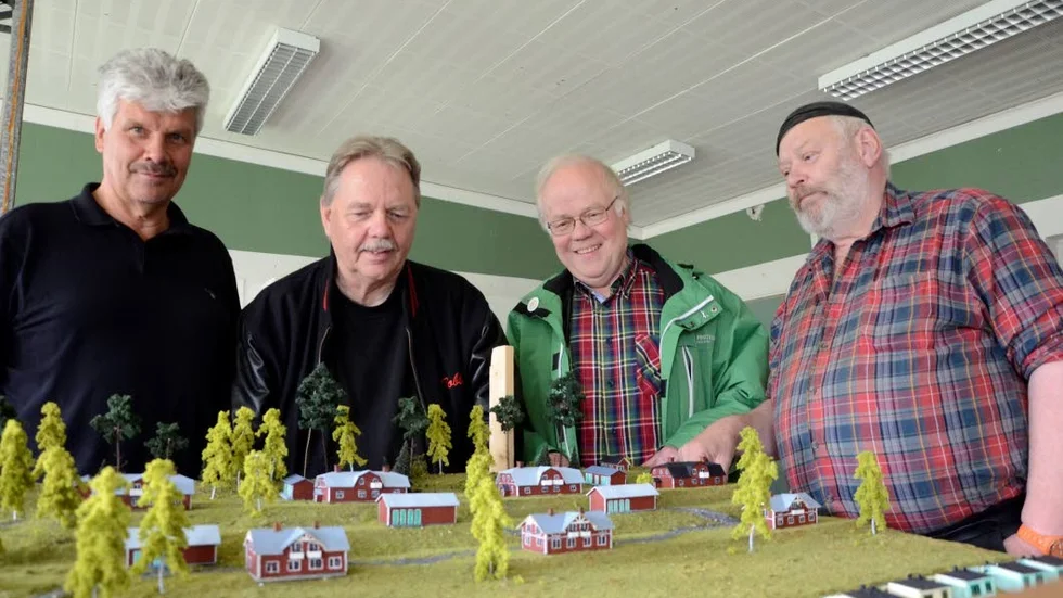 Festfixare.  Kjell "Firro" Hansson, Thorvald Burman, Lars Israelsson och Tord Pettersson.
