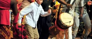 Kidjo får alla att dansa