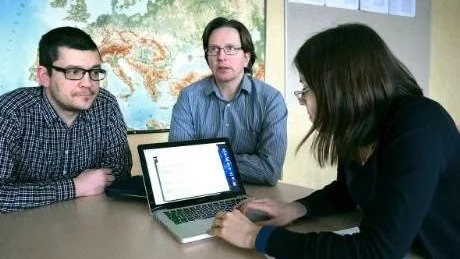 FÖR- OCH NACKDELAR. Johan Enström, Pelle Backman och Frida Holmlund, alla tre lärare på Stadsöskolan i Luleå, ser både för- och                      nackdelar med det nya betygssystemet.