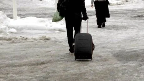 Väntan. När proven är avklarade är det bara att ta sin kudde och sin resväska och bege sig hem för att vänta på svar.  Foto: STINA BROLIN BERGMAN