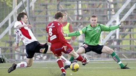 Victor Brännström, Piteå,  hade en del chanser men lyckades inte överlista Fredrik Enberg i Skellefteåmålet. (Arkivbild)