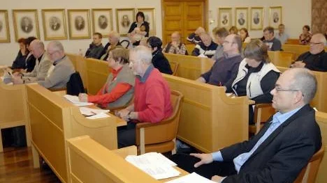 Oförändrat kommunalt partistöd föreslås i Arvidsjaur. Det innebär att de sex fullmäktigepartierna årligen får dela på nästan 700 000 kronor. (Arkivbild)