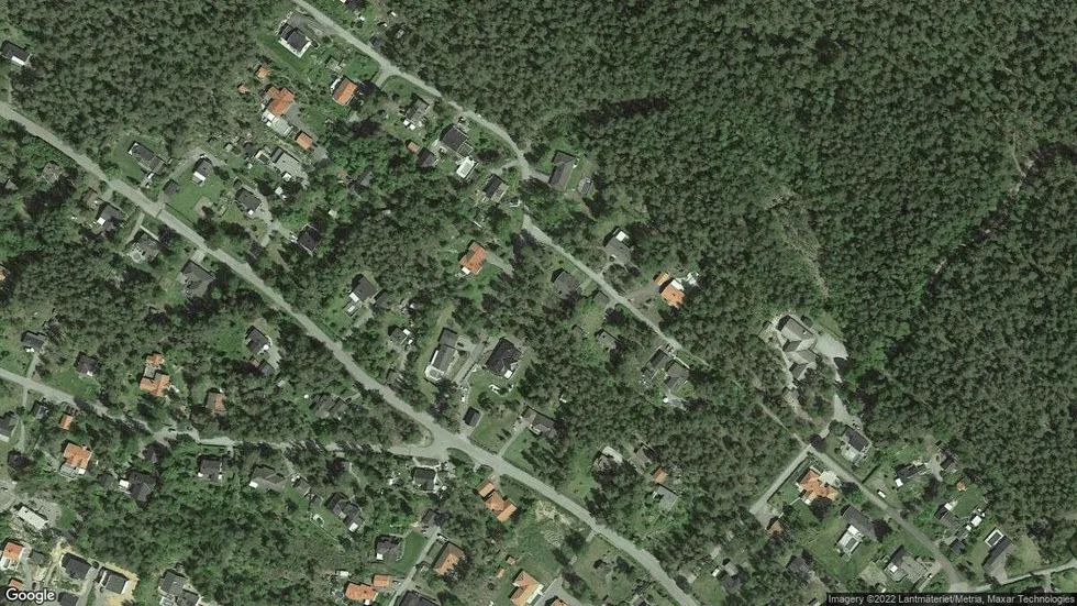 Området kring Hallonstigen 13