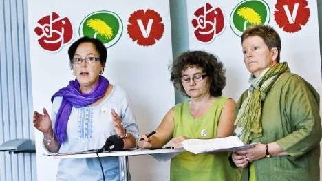Karin Åström (S), Annika Eriksson, (MP) och Anna Hövenmark (V) presenterade i går de rödgrönas valmanifest  i Luleå.