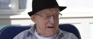 90 ÅR