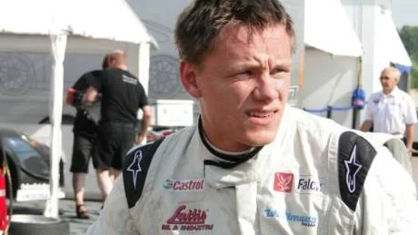 l Ronnie Lundströmer.