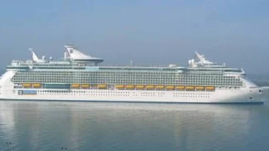 Liberty of the Seas är ett av världens största kryssningsfartyg, med plats för 4 375 passagerare.