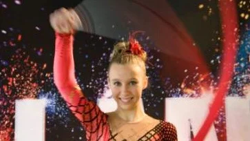Gymnasten Nastja fick sista finalplatsen i TV 4:s "Talang".