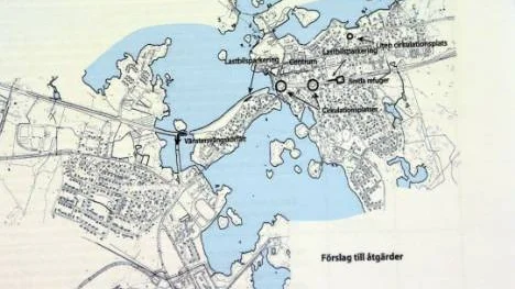 I trafikplanen finns en översiktsbild över de förändringar som föreslås för Arjeplogs tätort; bland annat rondeller, breda refuger och lastbilspakeringar.