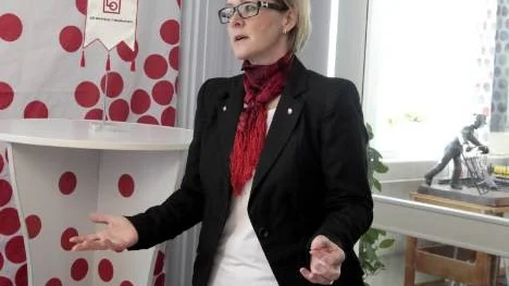 Maria Stenberg, ordförande för LO-distriktet i Norrbotten, oroas av det fortsatt stora inflödet av arbetslösa till fas 3.