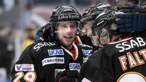 Chris Abbott, Luleå, missar tre av de fem sista matcherna i grundserien på grund av avstängning. (Arkivbild)