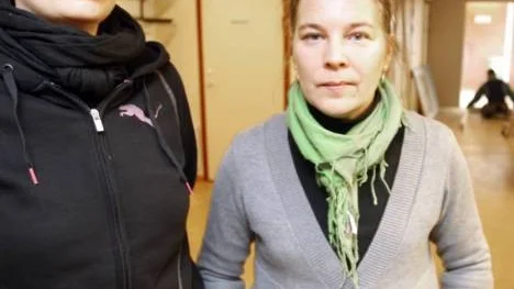 Som fackliga ombud för socialsekreterarna i Älvsbyns kommun har Malin Janeheim (till vänster) och Marlene Stoltz förgäves framfört önskemål till arbetsgivaren om att de nya enhetscheferna ska ha kunskap i socialtjänstlagen, LVU och övriga lagar som berör yrkesgruppen.