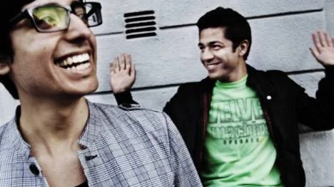 Inti Chavez Perez och Zanyar Adami är männen bakom "Pittstim" - en antologi som diskuterar unga mäns villkor och vill spränga manlighetens ramar.