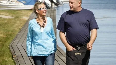De två Piteborna Carina Segelod och Lars Åsten fann varandra bland bryggor och båtar på ön Orust på Västkusten. Båda driver egna företag i samhället Henån.