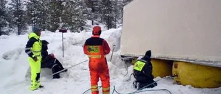 Fiskbil i diket efter sladd