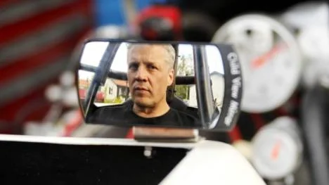 Per-Erik Lindgren, Piteå, leder sin SM-klass i dragracing.