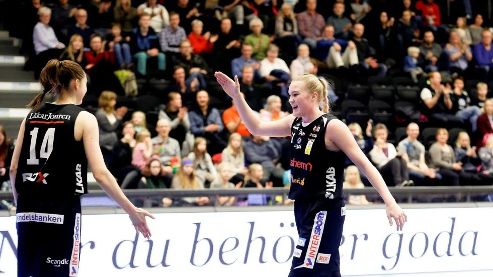 Returbäst. Allis Nyström laddade upp inför lansdslagslägret med elva returer.