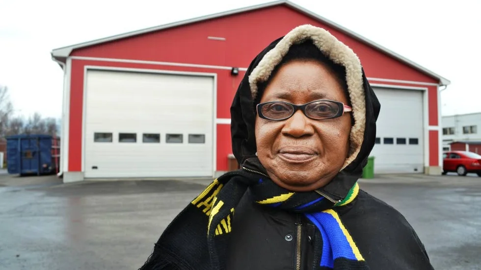 Besök. Bilhilda Maliyaga har rest från Tanzania till Haparanda för utbildning.
