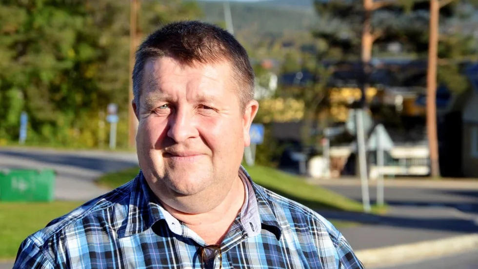 Kommunalrådet. Tomas Mörtberg (C) vill dra ned på kommunikatörstjänsten för att satsa pengar på annat.