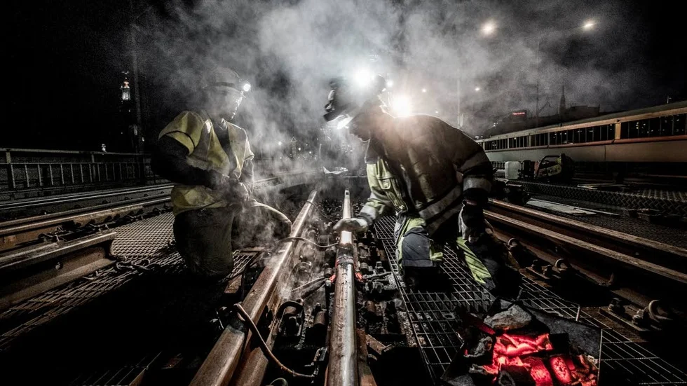 Eftersatt underhåll. Över 120 mil järnvägsräls håller på att spricka sönder.