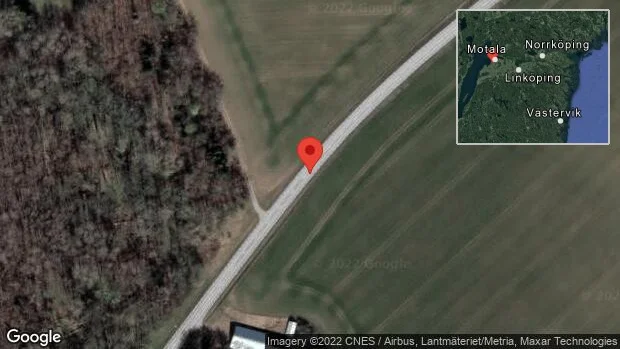 Fallna träd skapar problem i trafiken