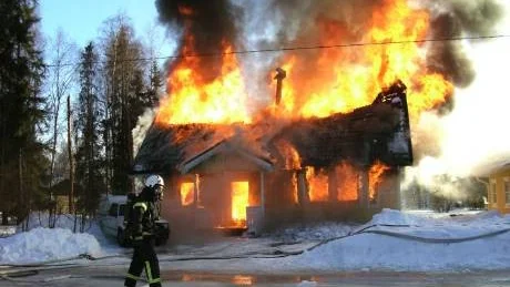 TOTALBRAND. Villan var totalt övertänd bara en stund efter det att röken upptäckts.