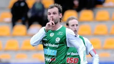 TYSTADE TVIVLARNA. Peter Sedunov gjorde mål när BBK vann igen efter förra helgens förlust.