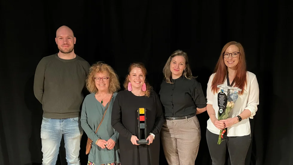 Musikgruppen Legato fick årets Ordpris som delades ut vid Ordfestivalen i Östhammar på lördagen. På plats var Niclas Ahlbom, Karin Rehnström, Angelica Örneholm, Ellen Andersson och Therése Andersson. 