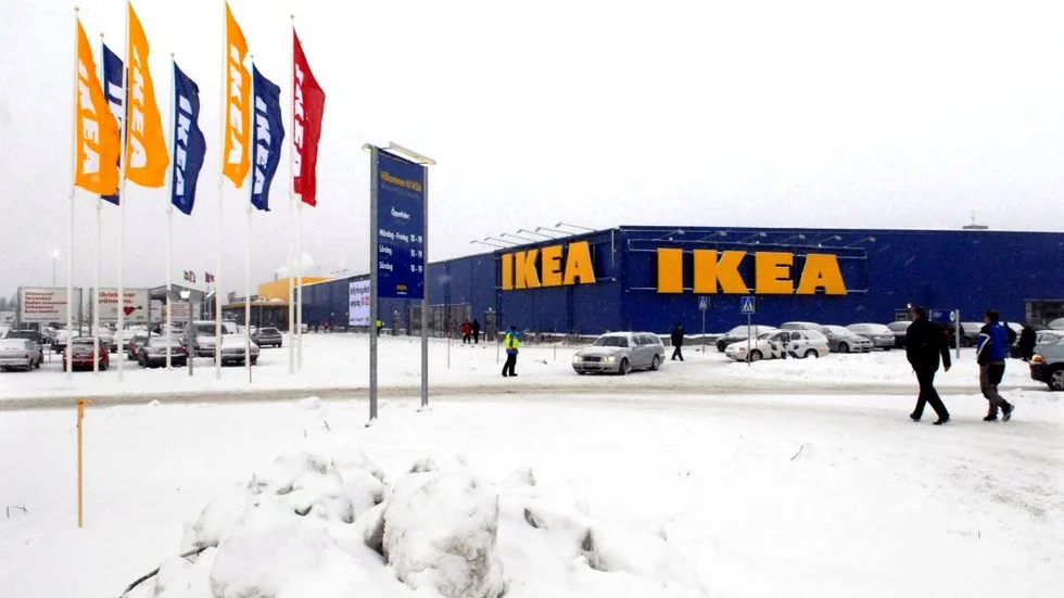 Bedrägeri. Paret lurade till sig över 15 000 kronor med ett falskt kvitto. Sedan ångrade de sig. Nu åtalas de för bedrägeri.