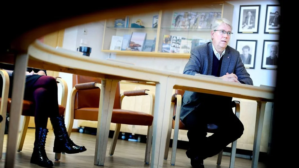 Flera orsaker till tapp. Piteås kommunlråd Peter Roslund tror att den störa enskilda orsaken till att partiet rasat i valet är skolfrågan. Men även SSU-härvan till viss del. "Det kan ligga lite grann i det", säger han.