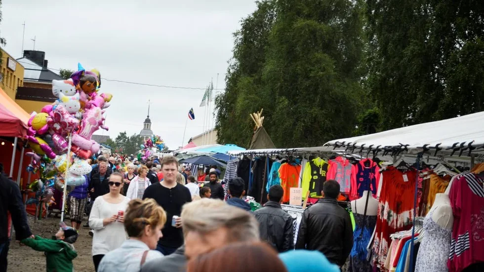 Dags för marknad. En årlig tradition är tillbaka. 1979 ordnades första Matarengi marknad.