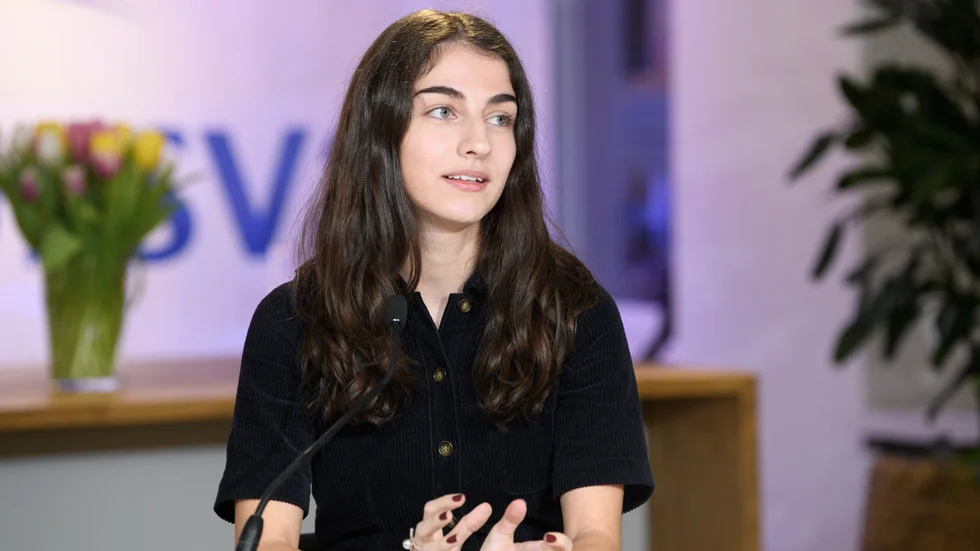 Romina Pourmokhtari (L) är ny miljö- och klimatminister.