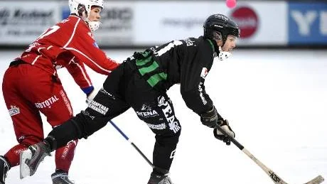 STEGET EFTER. Johan Sundquists Kalix låg hela tiden steget efter Jacob Buchts Gais hemma på Kalix IP.