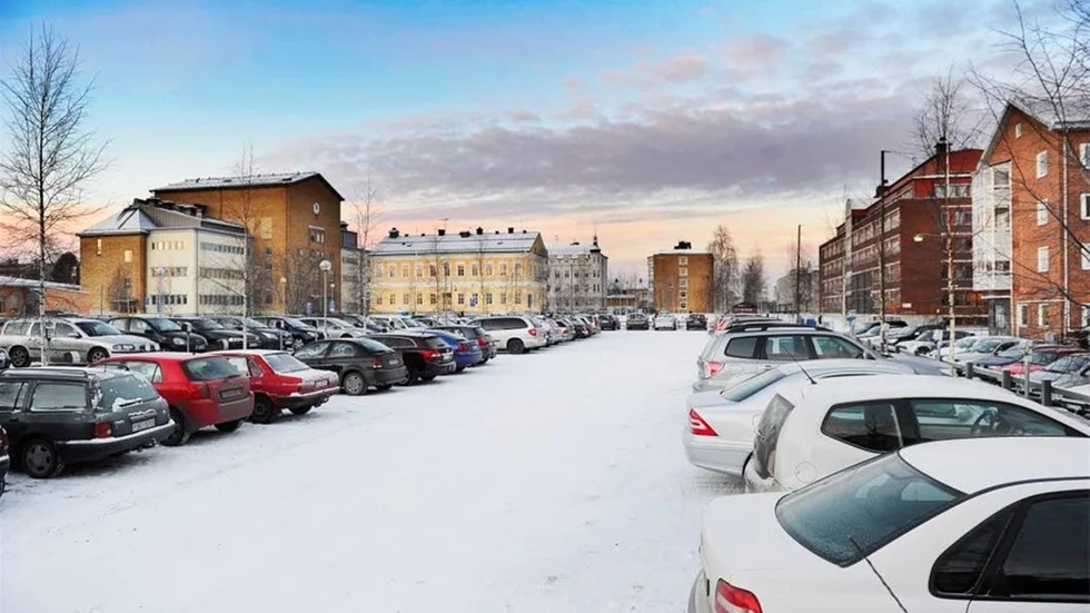 MAKTEN. Vem ska ha makten över gymnasiebyn i framtiden - politikerna i Luleå eller politikerna i Fyrkanten?
Foto: Petra Isaksson