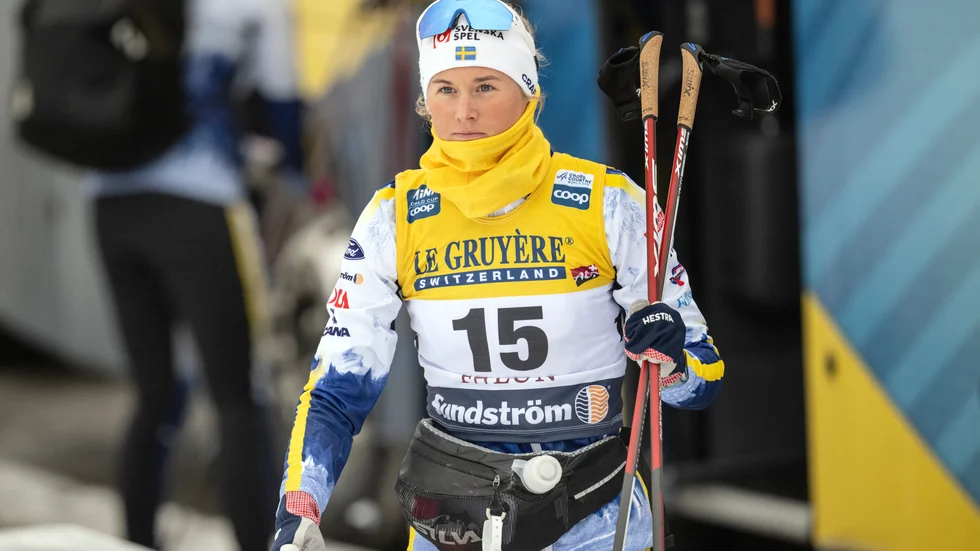 Svenske damtränaren Stefan Thomson öppnar nu för svensk lagkörning så att Maja Dahlqvist kan vinna sprintcupen.