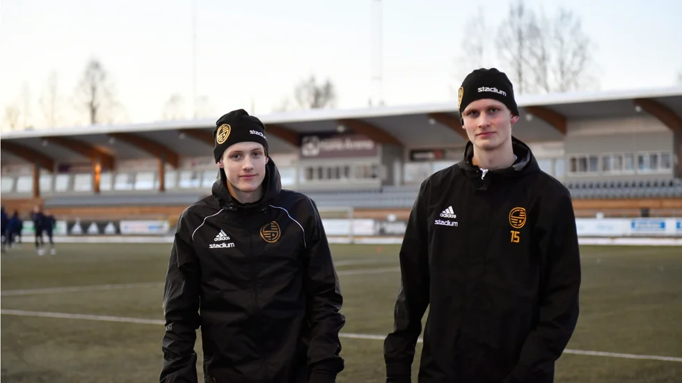 Oliver Grenholm och Elton Hedström har hittat kemin på planen inför premiären.