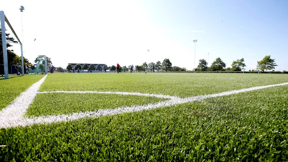 Tänk bredare. Signaturen Fotbollsfantasten efterlyser kreativitet vad gäller fotbollens framtid-