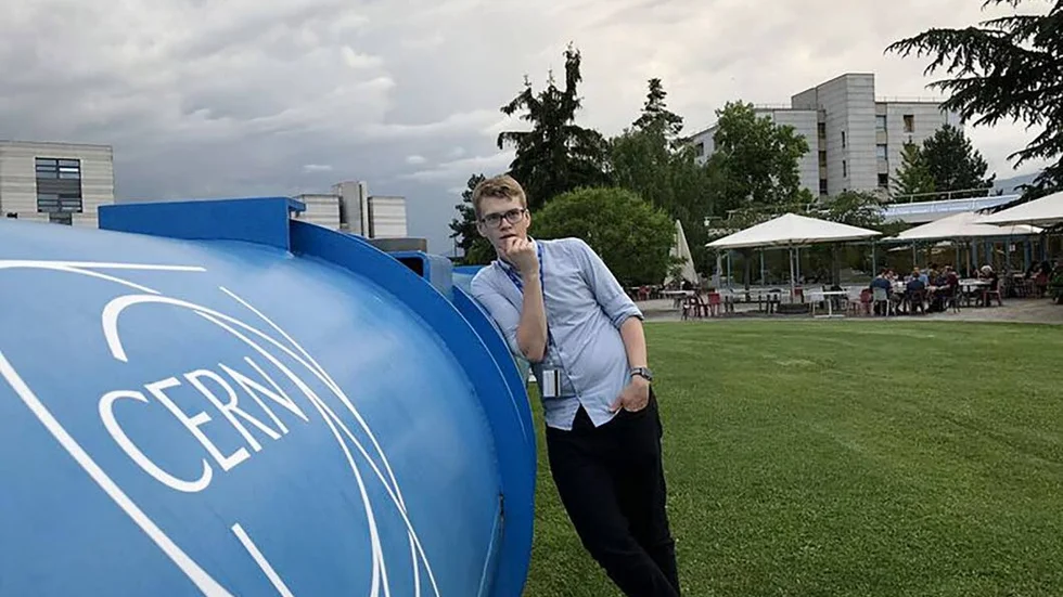 En bild på Sigfrid Stjärnholm under sin praktik på världens största partikelfysiklaboratorium CERN i Geneve-området. (Arkivbild, 2018)