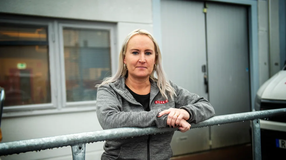 Annelie Wennberg och hennes man har fått pussla rejält för att få barnen till skolan, när bussen inte kommit.