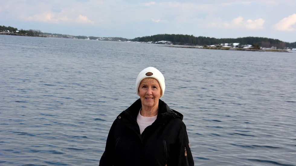 Barbro Pettersson kan berätta om en oerhörd smäll varpå strömmen gick och var borta i elva timmar.