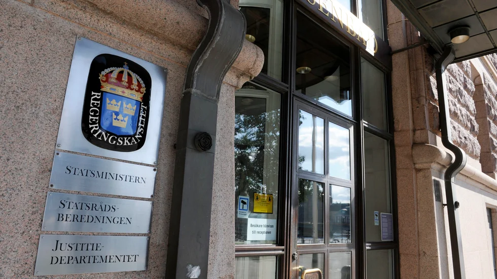 Kvinnan som var aktiv i Eskilstunapolitiken har vänt sig till regeringen med en nådeansökan.
